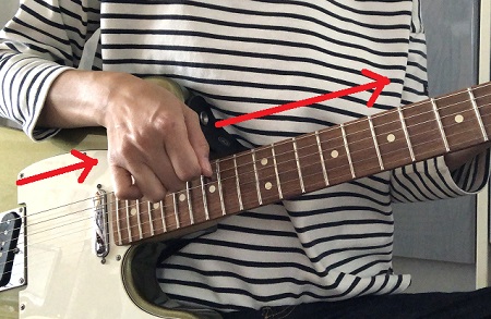 エレキギターでのピックスクラッチのやり方と３つのコツ ギター弾き語り研究所